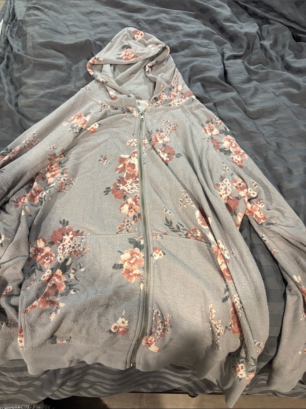 torrid Light Gray Floral Zip Hoodie